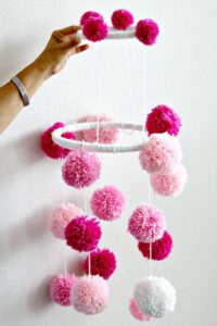 Como hacer un móvil para bebés con lana